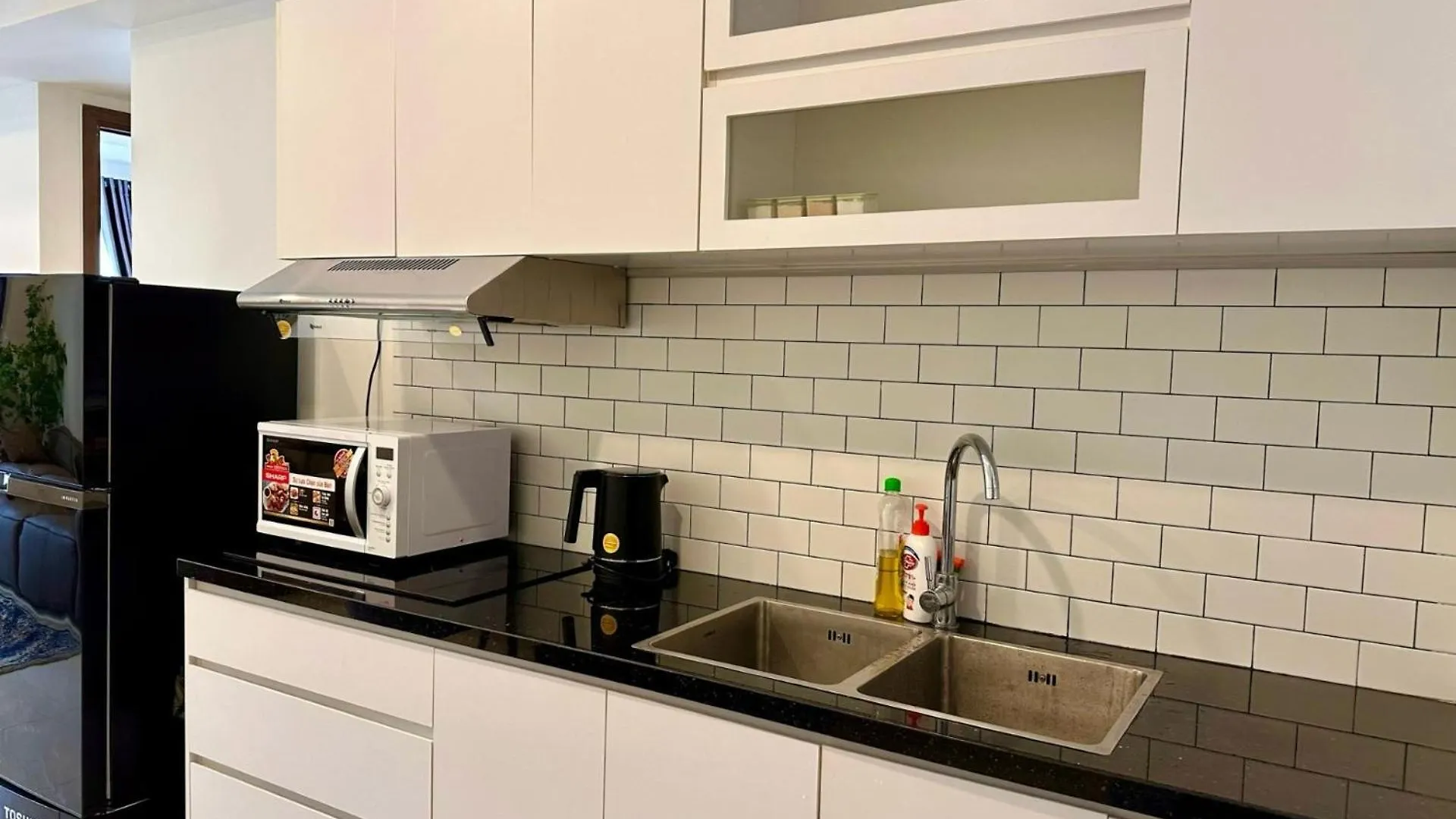 New Luxury 2 Bedroom Saigon Royal Condo 4 Pax , Near District 1,Vietnam Ap13 Ho Chi Minh City 0*,  Vietnam